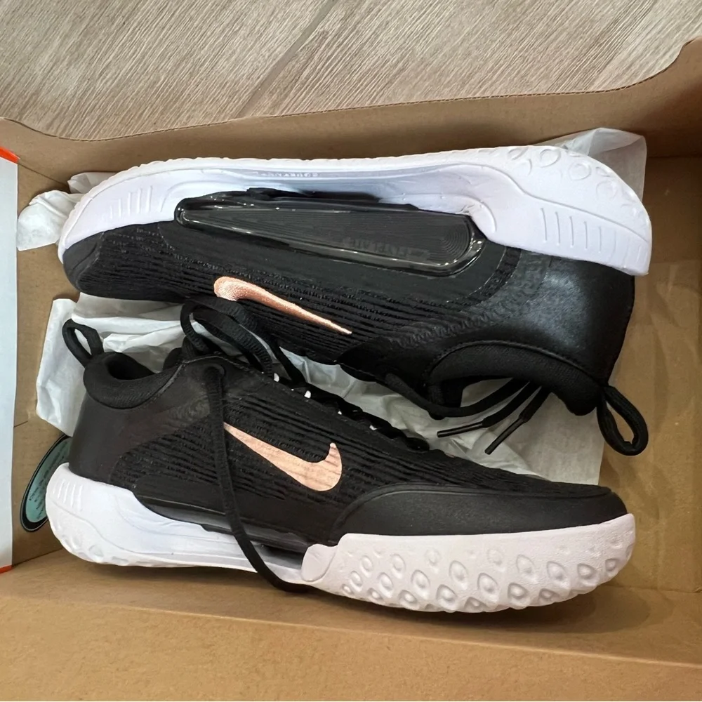 Nike Zoom Court NXT HC 🎾 tennis sneaker Black/Bronze NIB - Picture 3 of 8